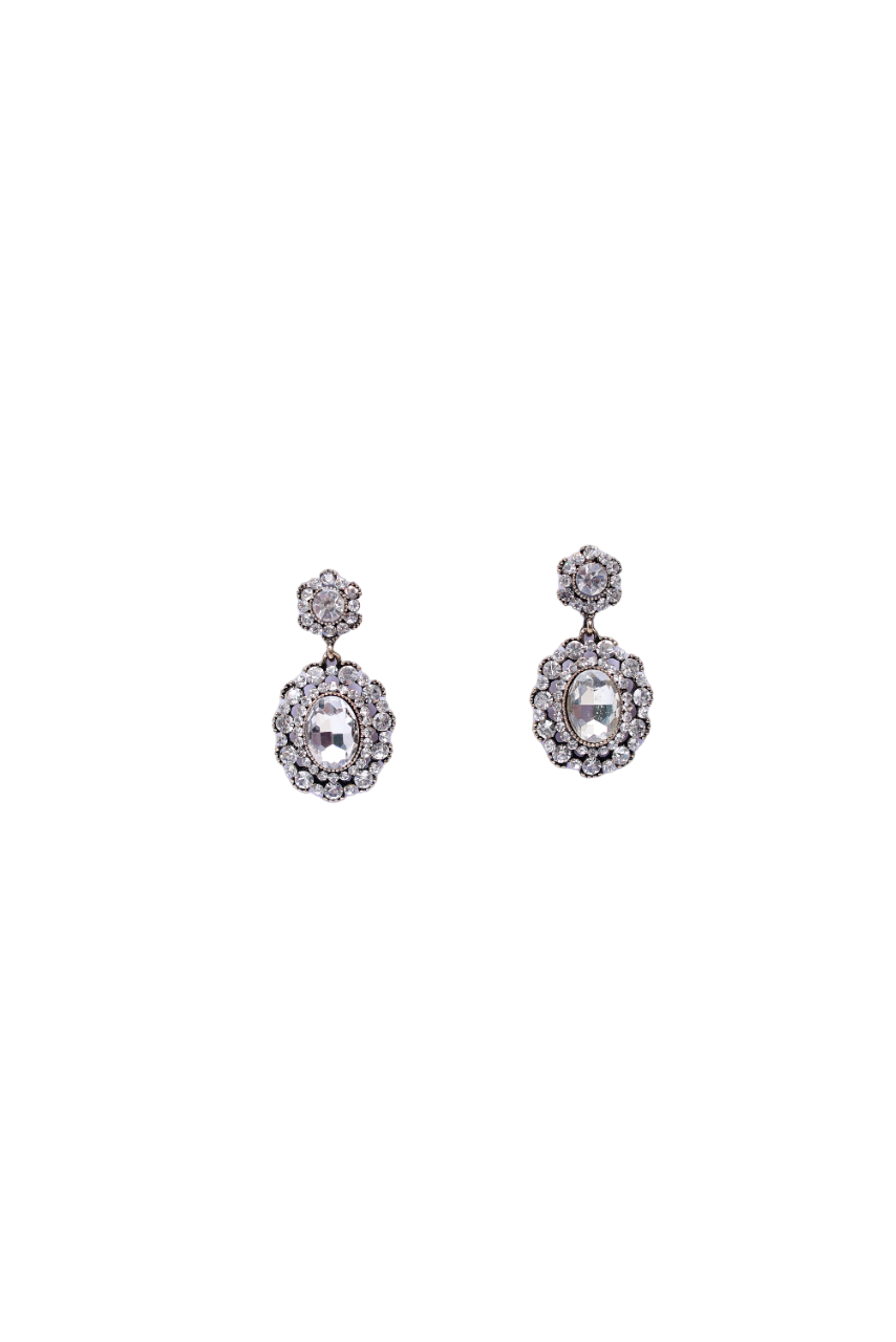 Namokriti Elegant Crystal Drop Earrings – Timeless Sparkle for Every Occasion